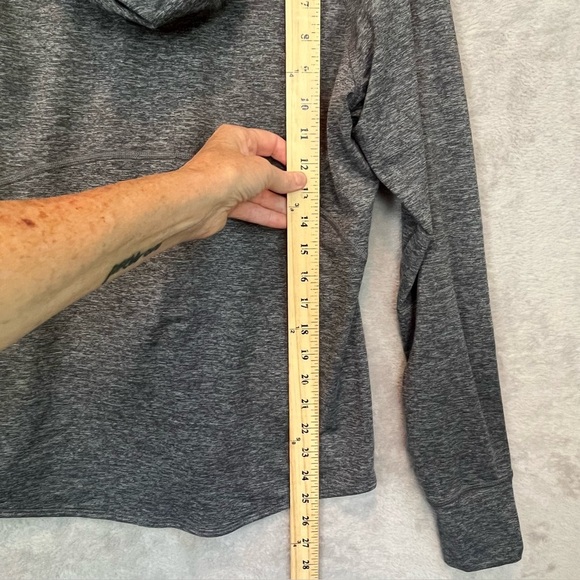 NWT Women's Cutter & Buck Adapt Eco Hooded Performance Pullover Sz M Thumb Holes - Picture 15 of 16